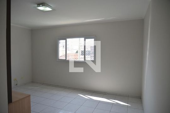Sala de casa para alugar com 3 quartos, 168m² em Parque das Nações, Santo André