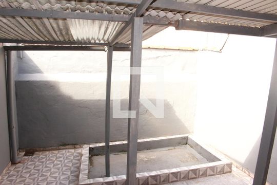 Quintal de casa para alugar com 1 quarto, 72m² em Santa Teresinha, São Paulo