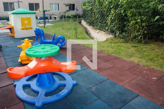 Área comum - Playground de apartamento para alugar com 2 quartos, 44m² em Ipanema, Porto Alegre