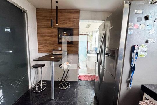 Cozinha de apartamento para alugar com 4 quartos, 140m² em Dona Clara, Belo Horizonte