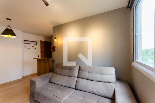 Sala de apartamento para alugar com 2 quartos, 44m² em Jardim Iris, São Paulo