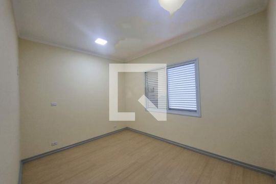 Casa à venda com 2 quartos, 120m² em Parque São Jorge, São Paulo