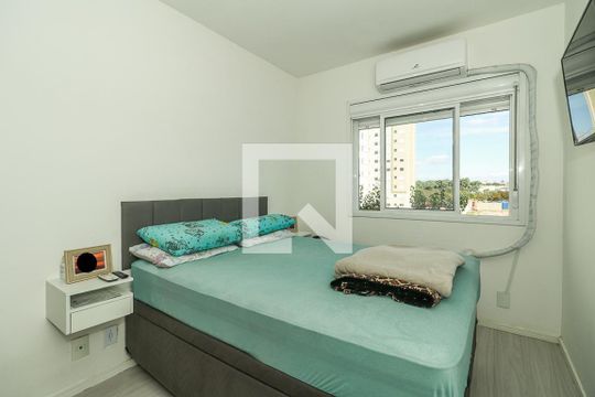 Quarto de apartamento à venda com 2 quartos, 55m² em Humaitá, Porto Alegre