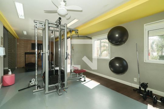 Área comum - Academia de apartamento à venda com 2 quartos, 55m² em Humaitá, Porto Alegre