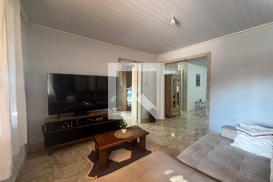 Sala de casa à venda com 3 quartos, 110m² em Campina, São Leopoldo