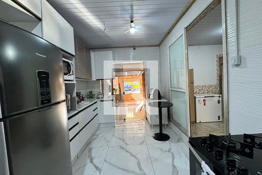 Cozinha de casa à venda com 3 quartos, 110m² em Campina, São Leopoldo