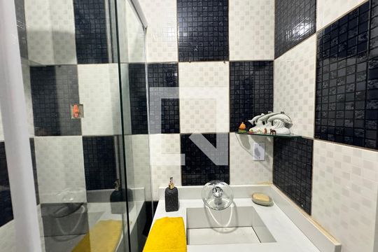 Banheiro Social de casa à venda com 3 quartos, 110m² em Campina, São Leopoldo