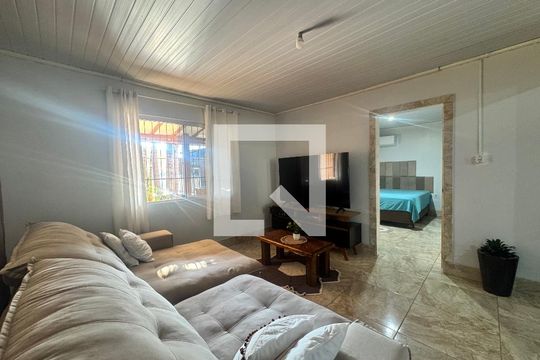 Sala de casa à venda com 3 quartos, 110m² em Campina, São Leopoldo