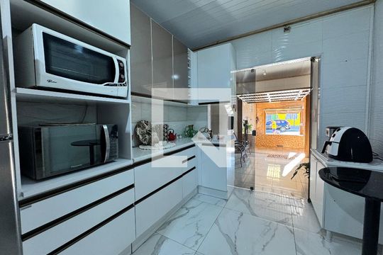 Cozinha de casa à venda com 3 quartos, 110m² em Campina, São Leopoldo
