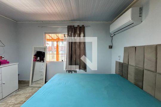Quarto de casa à venda com 3 quartos, 110m² em Campina, São Leopoldo