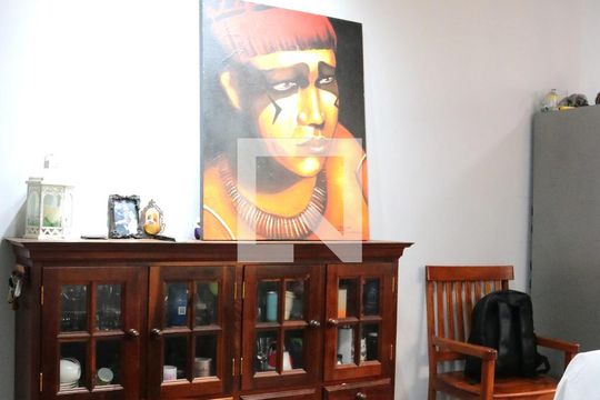 Sala de estar de casa à venda com 3 quartos, 115m² em Interlagos, São Paulo