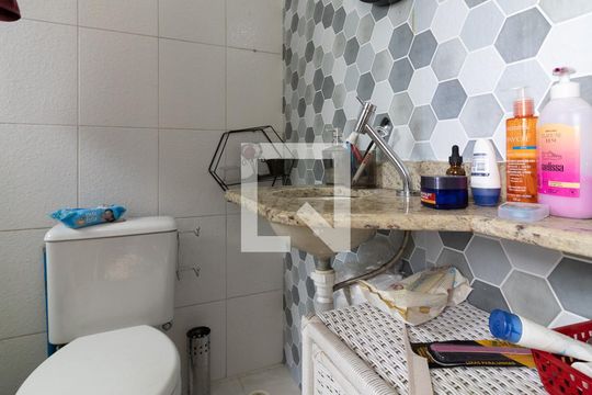 Banheiro da Suíte 1 de casa para alugar com 3 quartos, 107m² em Vila Guilhermina, São Paulo