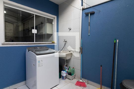 Área de Serviço de casa para alugar com 3 quartos, 107m² em Vila Guilhermina, São Paulo