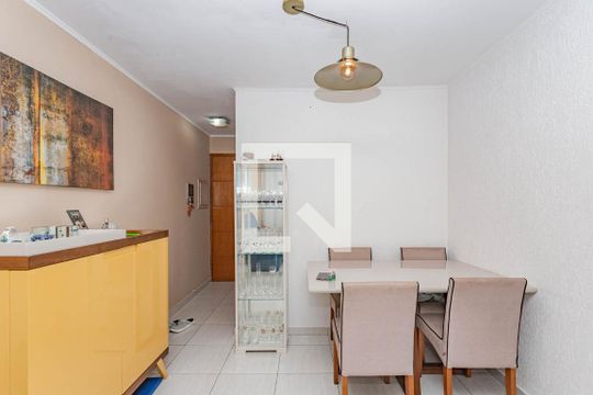 Sala de apartamento à venda com 3 quartos, 61m² em Jardim Celeste, São Paulo