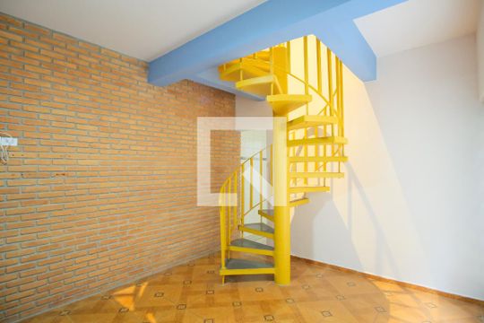 Sala de casa para alugar com 2 quartos, 356m² em Cidade Mãe do Céu, São Paulo