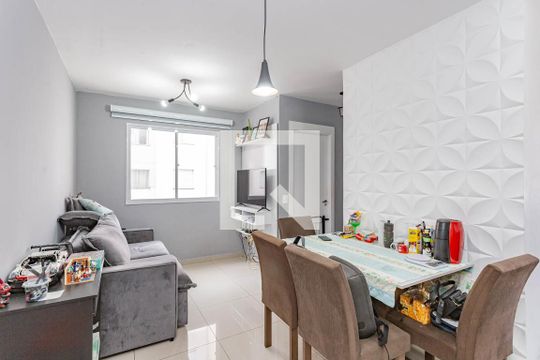 Apartamento à venda com 2 quartos, 40m² em Jardim Santa Emilia, São Paulo