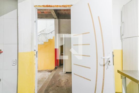 Quarto de Serviço de casa à venda com 5 quartos, 200m² em Ferreira, São Paulo