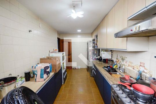 Cozinha de apartamento à venda com 4 quartos, 160m² em Tijuca, Rio de Janeiro
