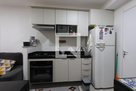 Cozinha de apartamento à venda com 2 quartos, 34m² em Vila Ema, São Paulo