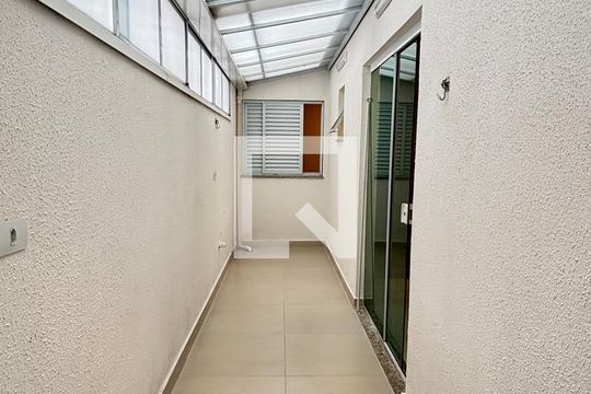 Área de Serviço de apartamento para alugar com 2 quartos, 88m² em Parque das Nações, Santo André