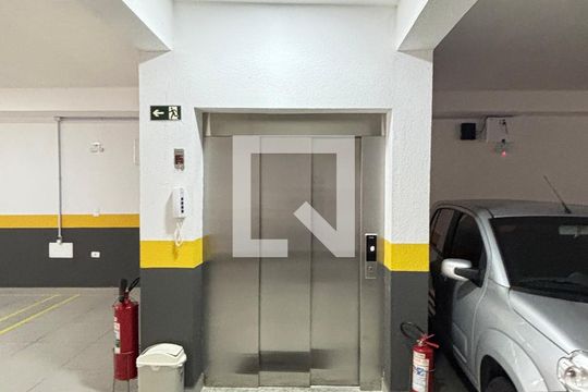 Garagem - Elevador de apartamento para alugar com 2 quartos, 88m² em Parque das Nações, Santo André