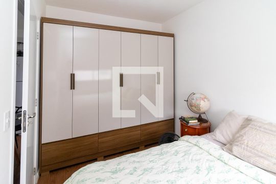Quarto 2 de apartamento à venda com 2 quartos, 40m² em Vila Pierina, São Paulo