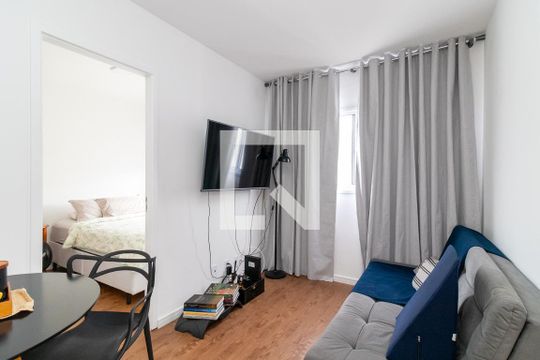 Apartamento à venda com 2 quartos, 40m² em Vila Pierina, São Paulo