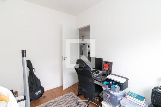Quarto 1 de apartamento à venda com 2 quartos, 40m² em Vila Pierina, São Paulo