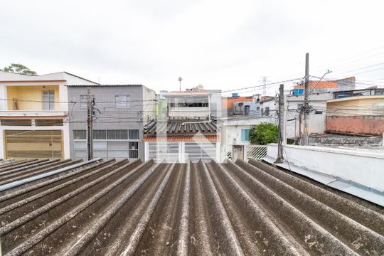 Vista do Quarto 1 de casa para alugar com 2 quartos, 90m² em Jardim Soraia, São Paulo