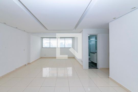 Sala de apartamento para alugar com 3 quartos, 87m² em Buritis, Belo Horizonte