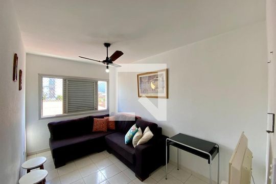 Sala de apartamento para alugar com 1 quarto, 52m² em Nova Mirim, Praia Grande