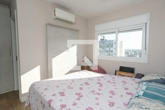 Suite de apartamento à venda com 3 quartos, 67m² em São Sebastião, Porto Alegre