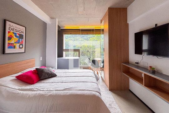 Kitnet/Studio à venda com 1 quarto, 23m² em Pinheiros, São Paulo
