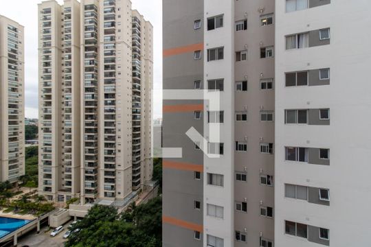 Vista da Suíte de apartamento para alugar com 3 quartos, 75m² em Picanço, Guarulhos