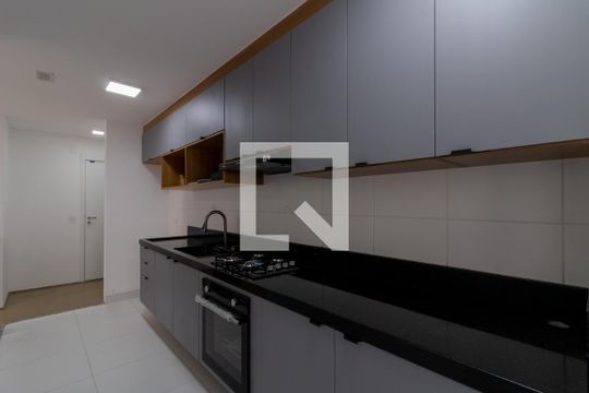Cozinha de apartamento para alugar com 3 quartos, 75m² em Picanço, Guarulhos