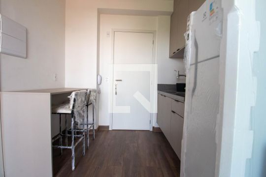 Sala/Cozinha de apartamento para alugar com 1 quarto, 29m² em Chácara Santo Antônio (zona Sul), São Paulo