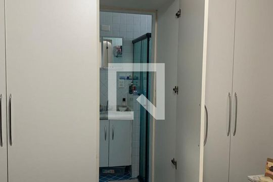 Banheiro quarto 1 de casa à venda com 3 quartos, 207m² em City Bussocaba, Osasco