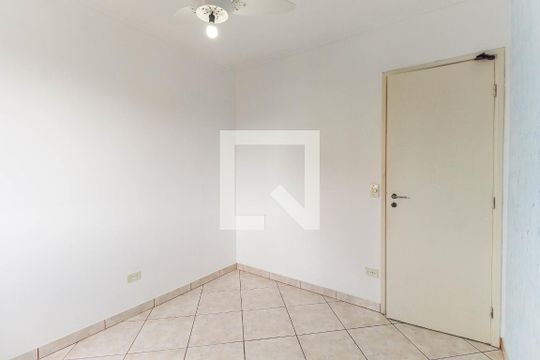 Quarto 1 de apartamento à venda com 2 quartos, 49m² em Vila Carmosina, São Paulo