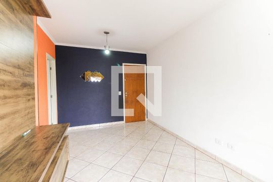 Sala de apartamento à venda com 2 quartos, 49m² em Vila Carmosina, São Paulo