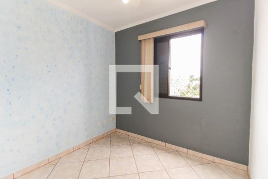 Quarto 1 de apartamento à venda com 2 quartos, 49m² em Vila Carmosina, São Paulo