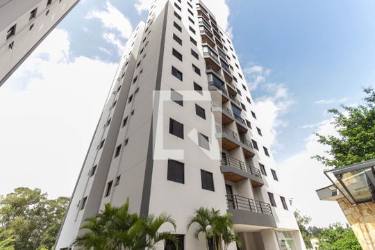 Fachada do Bloco de apartamento à venda com 2 quartos, 49m² em Vila Carmosina, São Paulo