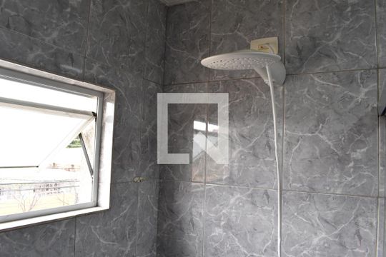 Banheiro da Suíte 2 de casa para alugar com 4 quartos, 400m² em Jardim das Américas, Curitiba