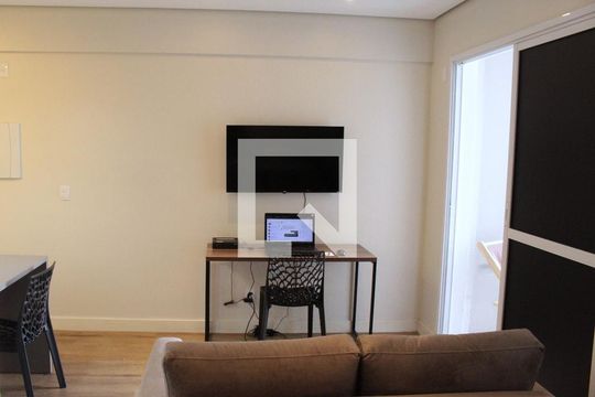 Quarto de kitnet/studio para alugar com 1 quarto, 35m² em Centro Histórico de São Paulo, São Paulo