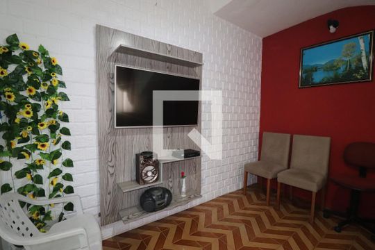 Casa 1 - Sala de casa à venda com 4 quartos, 240m² em Vila Camilópolis, Santo André