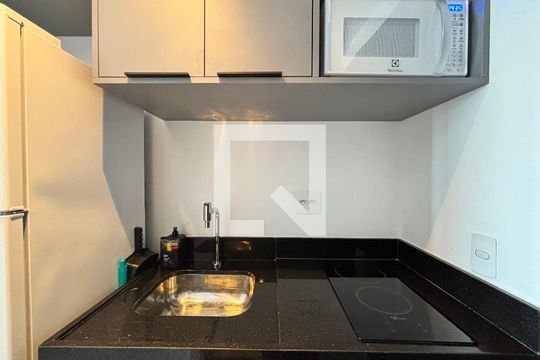 Studio de kitnet/studio à venda com 1 quarto, 25m² em Indianópolis, São Paulo
