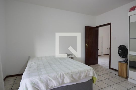 Quarto 2 de casa para alugar com 4 quartos, 210m² em Rio Tavares, Florianópolis