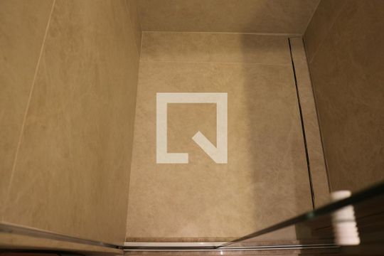 Banheiro da Suíte de apartamento para alugar com 2 quartos, 79m² em Alto de Pinheiros, São Paulo