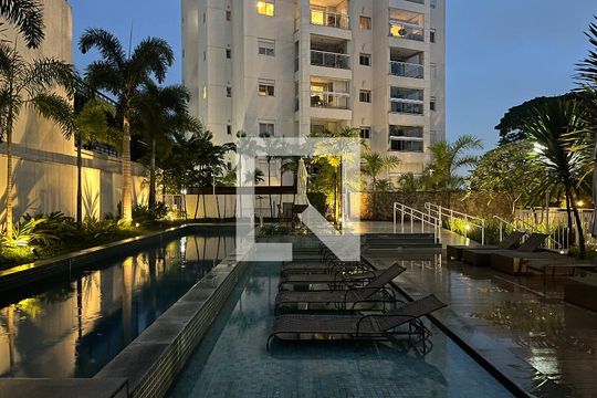 Área comum - Piscina de apartamento para alugar com 2 quartos, 79m² em Alto de Pinheiros, São Paulo
