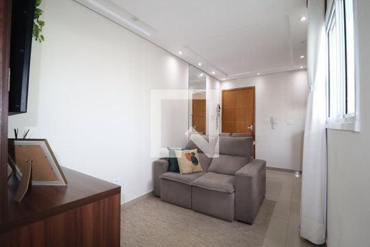 Sala de apartamento para alugar com 2 quartos, 76m² em Jardim Jamaica, Santo André