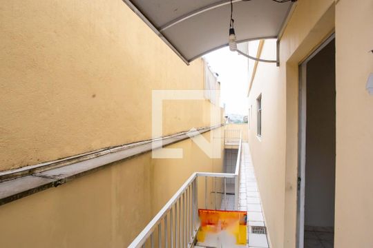 Área comum de casa para alugar com 1 quarto, 47m² em Taboão, Diadema